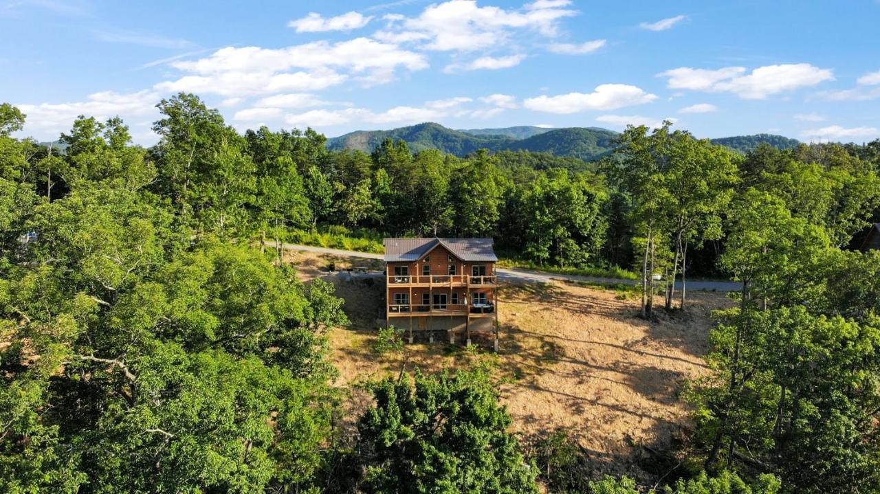 New / 3 King Suites / Sleeps12 / View / 5 Mi To Pf / Hot Tub เซอเวียร์วีล ภายนอก รูปภาพ