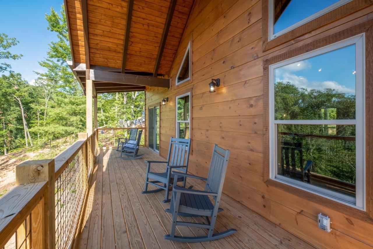 New / 3 King Suites / Sleeps12 / View / 5 Mi To Pf / Hot Tub เซอเวียร์วีล ภายนอก รูปภาพ